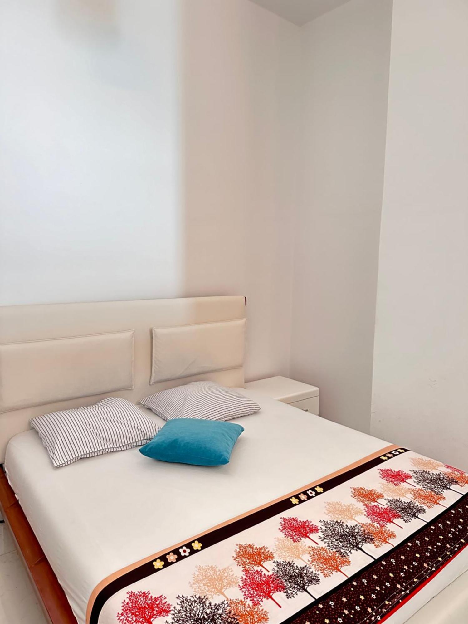 The Hill Sea View Apartment Sarande Exterior photo